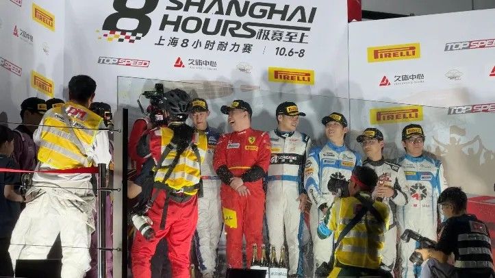 上海8幼时耐力赛惊现“时光”背心丨DMwin必赢与明星车手王一博同框